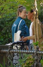 Pregnant OLIVIA WILDE Out and About in New York 09/15/2016
