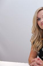REESE WITHERSPOON at 