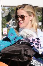 REESE WITHERSPOON Leaves Her Office in Los Angeles 08/31/2016