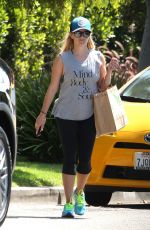 REESE WITHERSPOON Leaves Kreation Cafe in Brentwood 09/05/2016