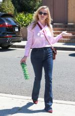 REESE WITHERSPOON Out in Los Angeles 09/15/2016