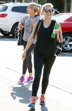 REESE WITHERSPOON Out in Los Angeles 09/21/2016