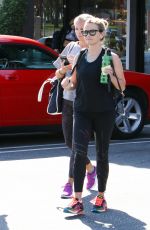 REESE WITHERSPOON Out in Los Angeles 09/21/2016