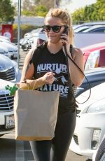 REESE WITHERSPOON Out Shopping in Brentwood 09/20/2016