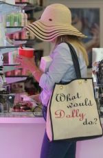REESE WITHERSPOON Out Shopping in Los Angeles 09/26/2016
