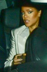 RIHANNA Arrives at Drake