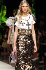 ROMEE STRIJD on the Runway at Dolce & Gabbana Fashion Show at Milan Fashion Week 09/25/2016