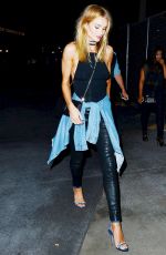 ROSIE HUNTINGTON-WHITELEY Arrives at Drake