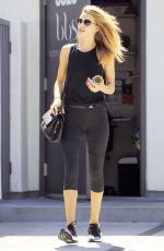 ROSIE HUNTINGTON-WHITELEY Leaves Body by Simone in West Hollywood 09/01/2016