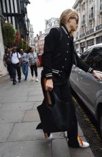 ROSIE HUNTINGTON-WHITELEY Leaves Her Hotel in London 09/21/2016