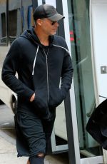 SANDRA BULLOCK Leaves Body by Simone in New York 09/06/2016