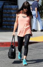 SELMA BLAIR Shopping at Bristol Farms in Beverly Hills 09/22/2016