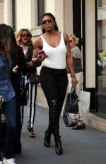 SERENA WILLIAMS Out and About in Milan During Fashion Week 09/22/2016