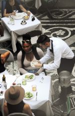 SERENA WILLIAMS Out for Lunch in Milan 09/20/2016