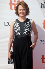 SIGOURNEY WEAVER at 