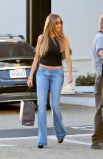 SOFIA VERGARA Shopping at Saks Fifth Avenue in Beverly Hills 09/24/2016
