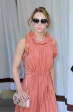 SUKI WATERHOUSE Leaves Excelsior Hotel in Venice 09/06/2016