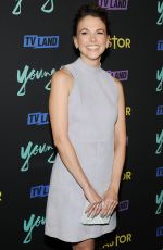 SUTTON FOSTER at 