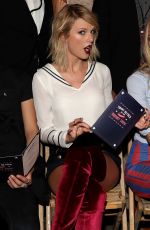 TAYLOR SWIFT at #tommynow Women