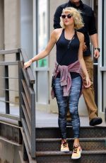 TAYLOR SWIFT Leaves a Gym in New York 09/06/2016