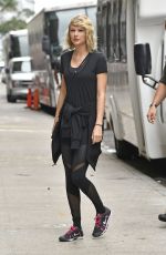 TAYLOR SWIFT Leaves a Gym in New York 09/07/2016