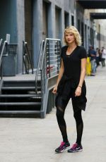 TAYLOR SWIFT Leaves a Gym in New York 09/07/2016