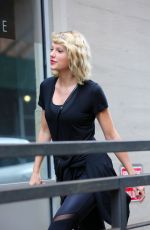 TAYLOR SWIFT Leaves a Gym in New York 09/07/2016