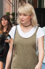 TAYLOR SWIFT Out and About in New York 08/31/2016