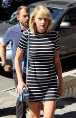 TAYLOR SWIFT Out and About in New York 09/14/2016