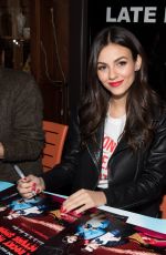 VICTORIA JUSTICE at 30th Annual Broadway Flea Market and Grand Auction 09/25/2016