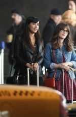 ZOOEY DESCHANEL and HANNAH SIMONE on the Set of 