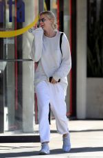 ABBY CHAMPION Leaves Cryozone Cryo-therapy in Santa Monica 10/06/2016