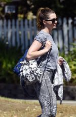 ANNE HATHAWAY Out and About in Los Angeles 09/28/2016