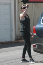 ANNE HATHAWAY Out and About in Los Angeles 10/01/2016
