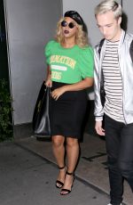 BEYONCE Leaves Her Office in New York 10/04/2016