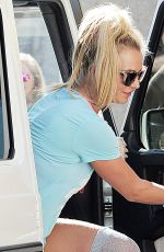 BRITNEY SPEARS Arrives at a Studio in Westlake Village 10/12/2016
