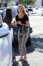 CAT DEELEY Shopping at Express in Beverly Hills 10/20/2016
