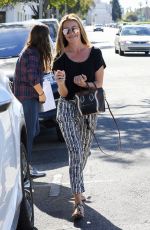 CAT DEELEY Shopping at Express in Beverly Hills 10/20/2016