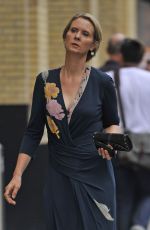 CYNTHIA NIXON on the Set of 