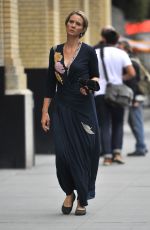 CYNTHIA NIXON on the Set of 