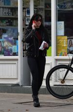 DAISY LOWE Leaves a Pharmacy in London 10/20/2016