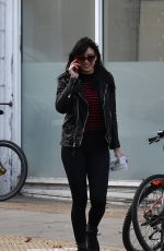 DAISY LOWE Leaves a Pharmacy in London 10/20/2016