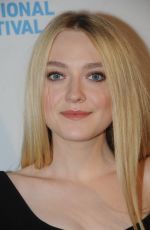 DAKOTA FANNING at 