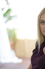 DAKOTA FANNING - Venice Film Festival 2016 Photoshoot, September 2016