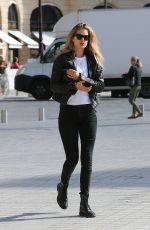 DOUTZEN KROES Out and About in Paris 10/03/2016