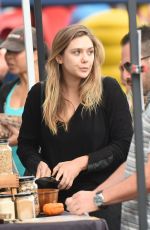ELIZABETH OLSEN Shopping at Farmer