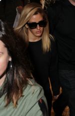 ELLIE GOULDING Arrives at Airport in Sydney 10/08/2016