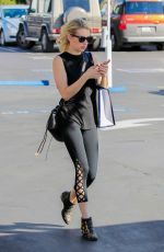 EMMA ROBERTS Out and About in Los Angeles 10/28/2016