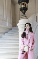 FAN BINGBING at Valentino Fashion Show at Paris Fashion Week 10/02/2016