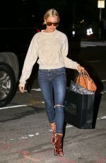 HAILEY BALDWIN Arrives at Her Apartment in New York 10/19/2016